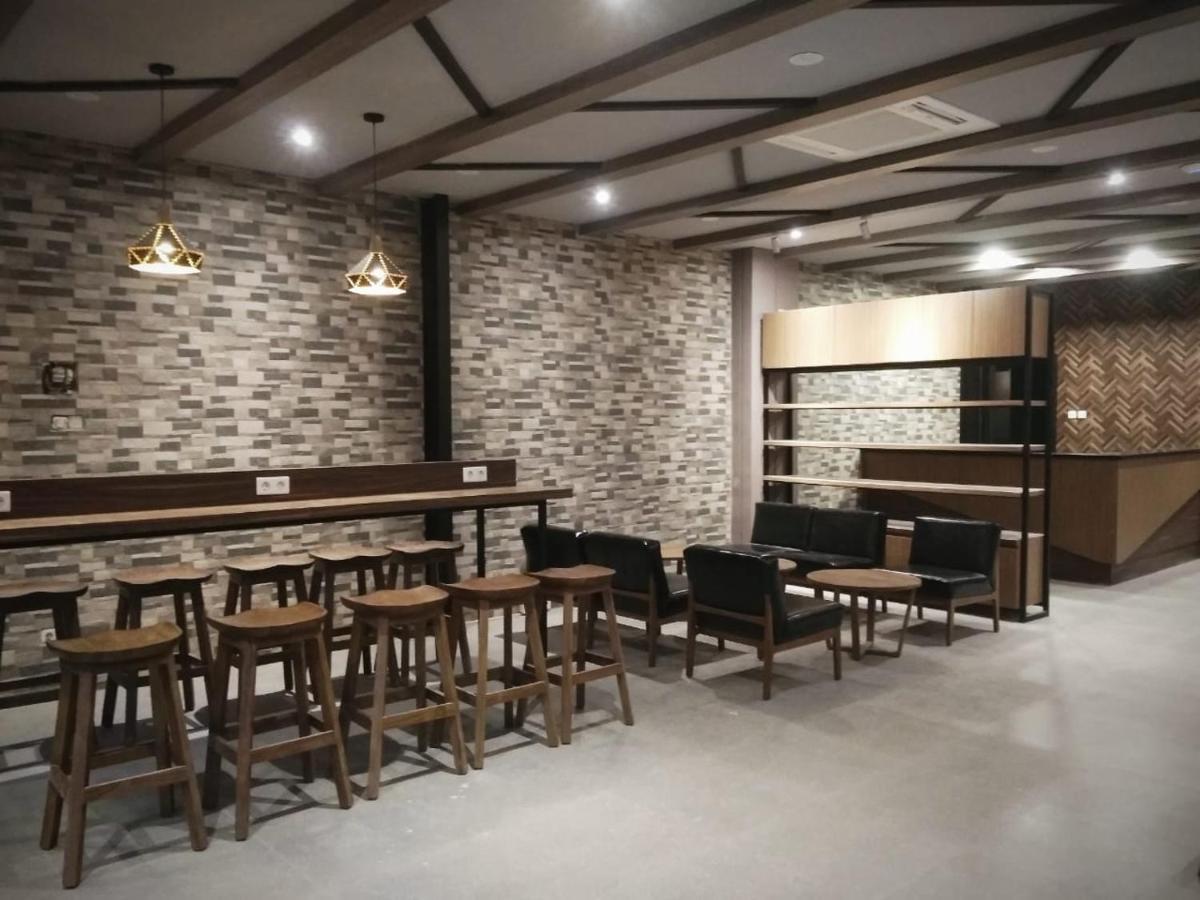 Hotel Marina Airport Semarang Luaran gambar